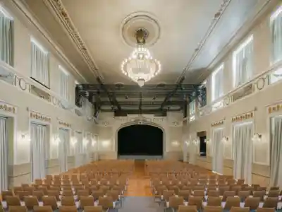 OWA Patrick Johannsen 12