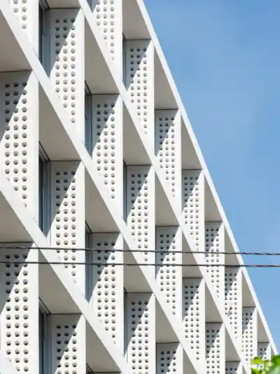 PAR Lukas Schaller 7